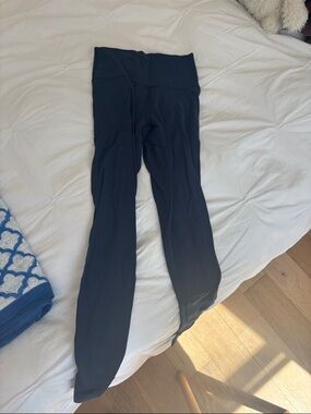 Women’s navy High-Rise Leggings